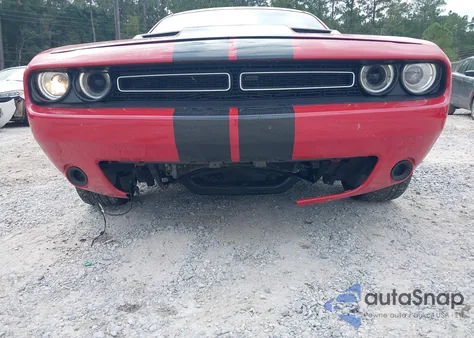 2017 Dodge Challenger Sxt from USA, damaged, VIN 2C3CDZAG4HH598204